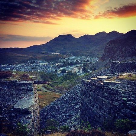 Snowdonia Miners Cottage Blaenau Ffestiniog Exterior photo