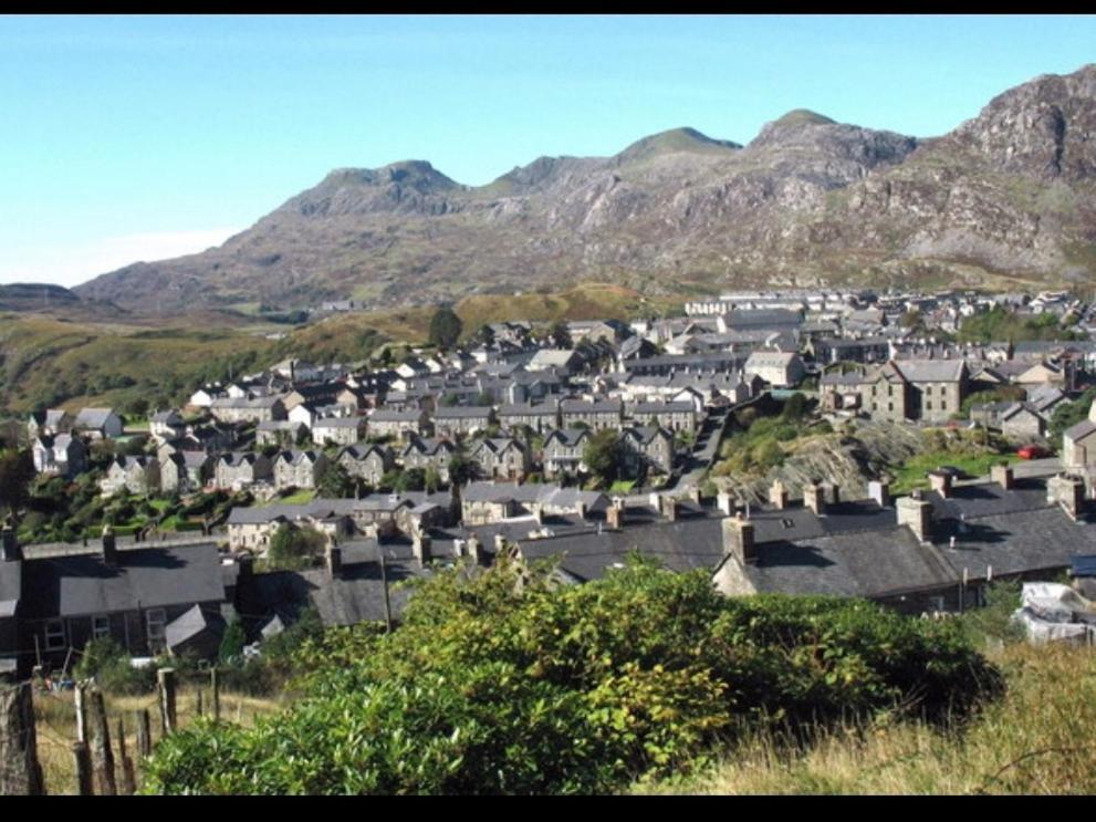 Snowdonia Miners Cottage Blaenau Ffestiniog Exterior photo