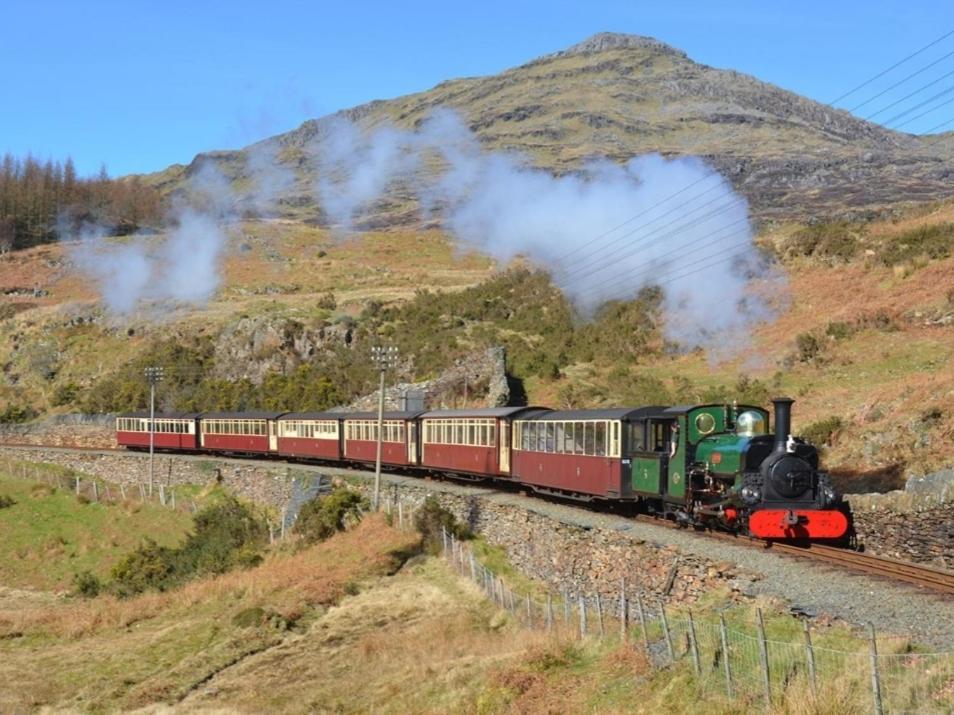 Snowdonia Miners Cottage Blaenau Ffestiniog Exterior photo